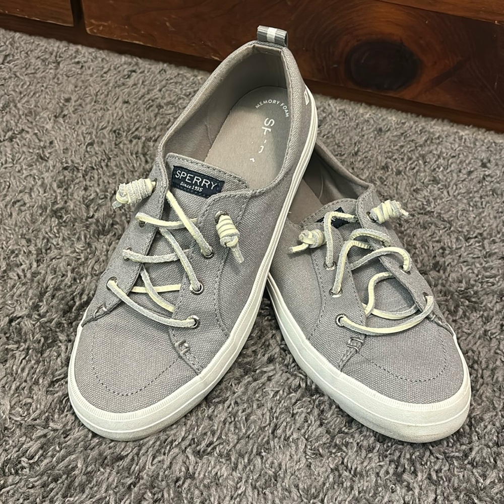 Sperry Women's Crest Vibe Core Sneaker